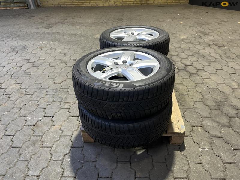 Audi complete wheels. 8