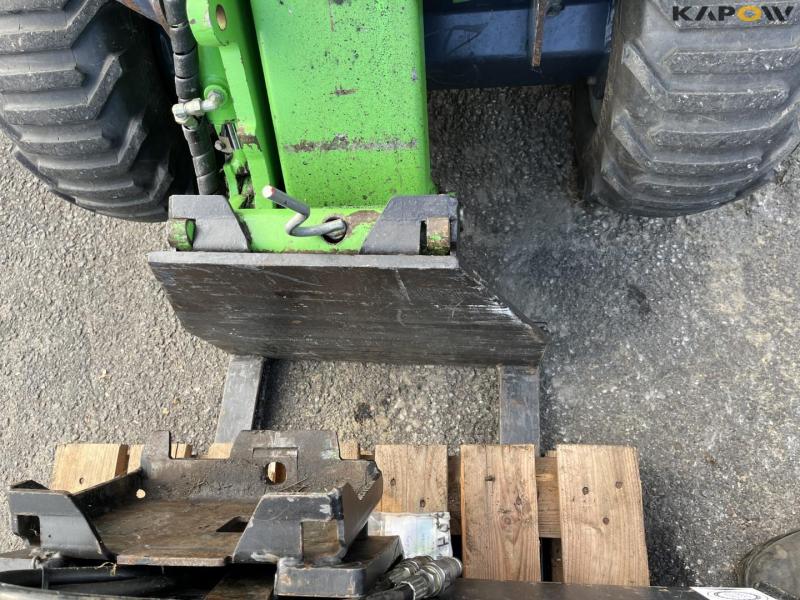 Avant 220 stable cat 17