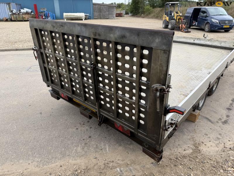 Böckmann E11 machine tipper trailer 25