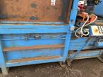 B.V. Machinefabriek BOA FD 25 LB hydraulic press and conveyor belt 15