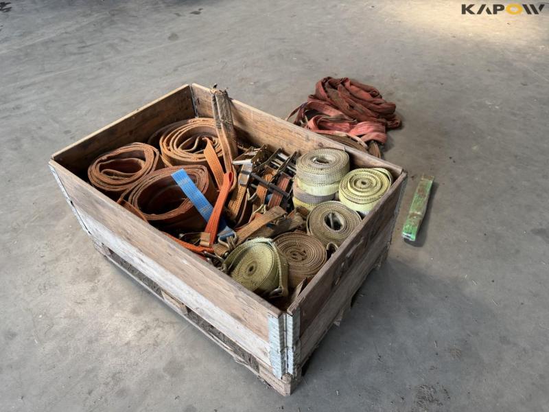 Strap tensioner and lifted rope 4