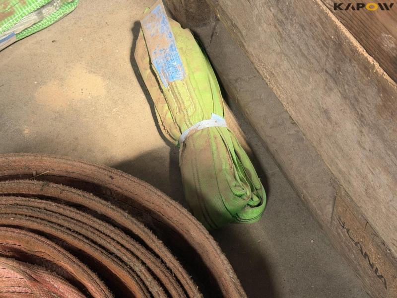 Strap tensioner and lifted rope 18