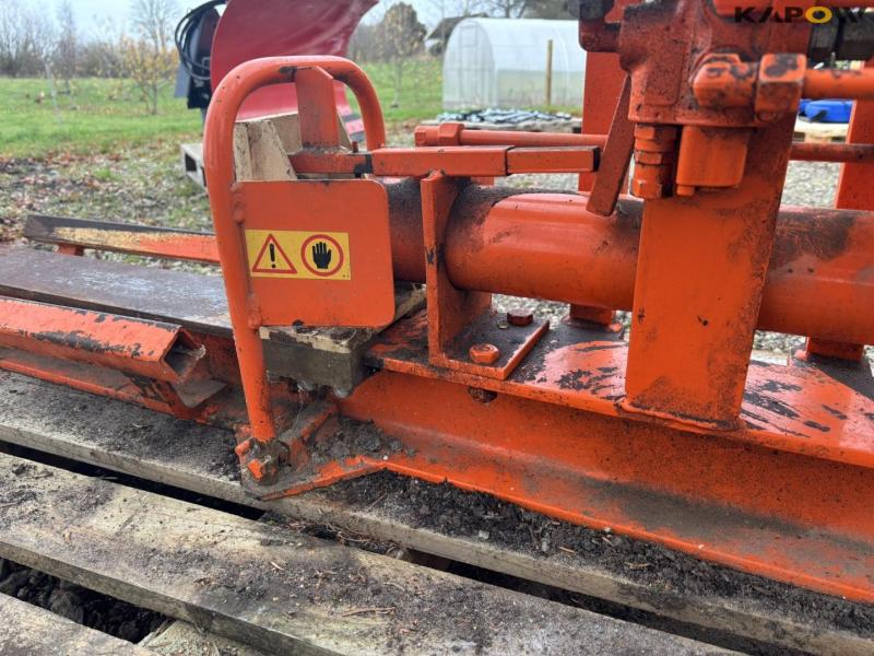 Ballario & Forestello hydraulic log splitter 15