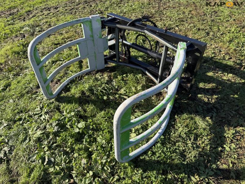 Bale clamp with Euro hitch 1
