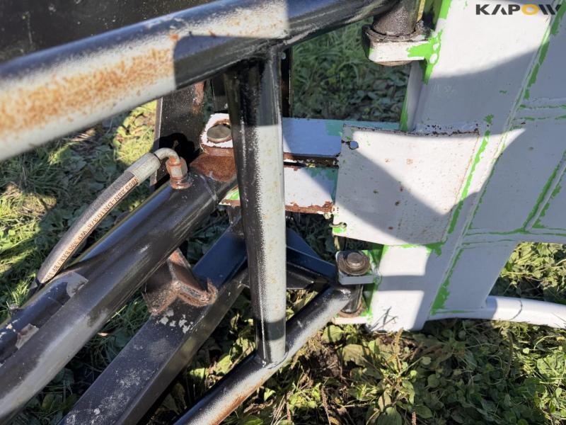 Bale clamp with Euro hitch 14