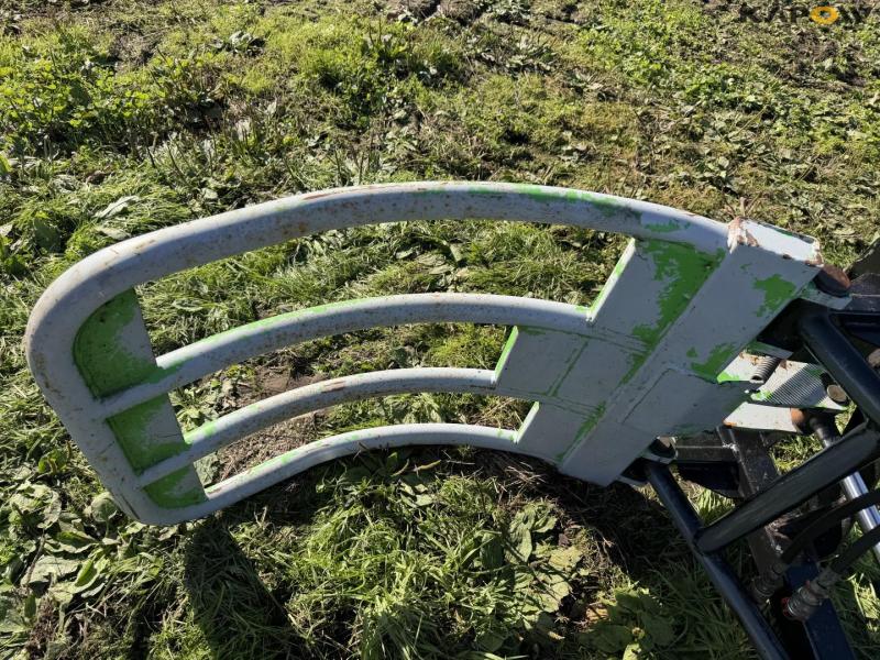 Bale clamp with Euro hitch 15