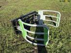 Bale clamp with Euro hitch 3