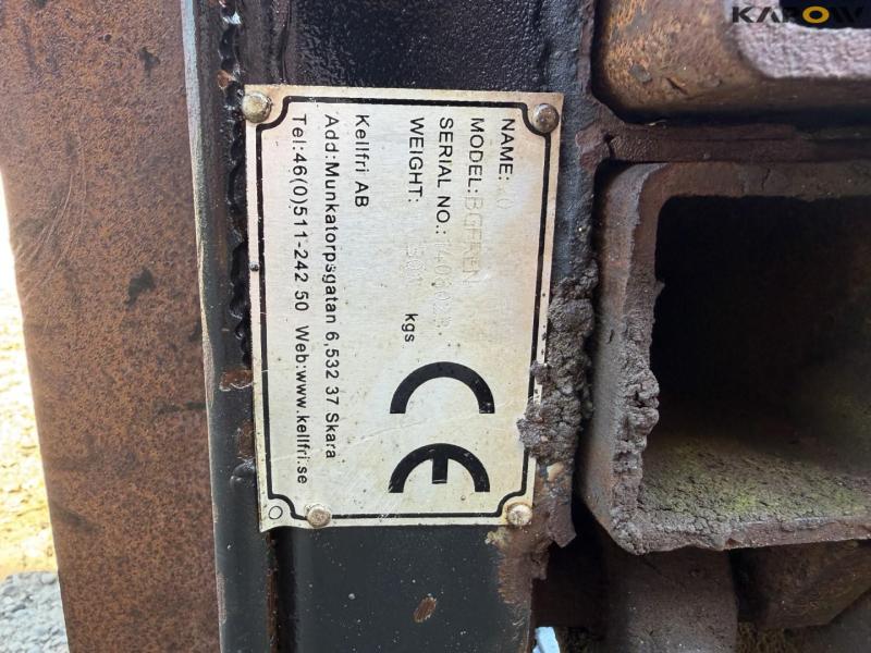 Bale clamp with Hydrema hitch 14