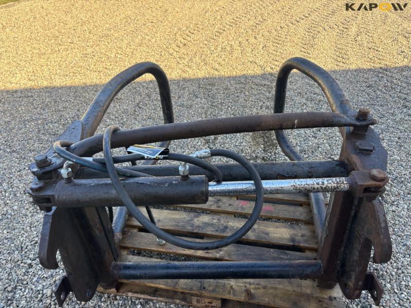 bale clamp with Veto hitch 14