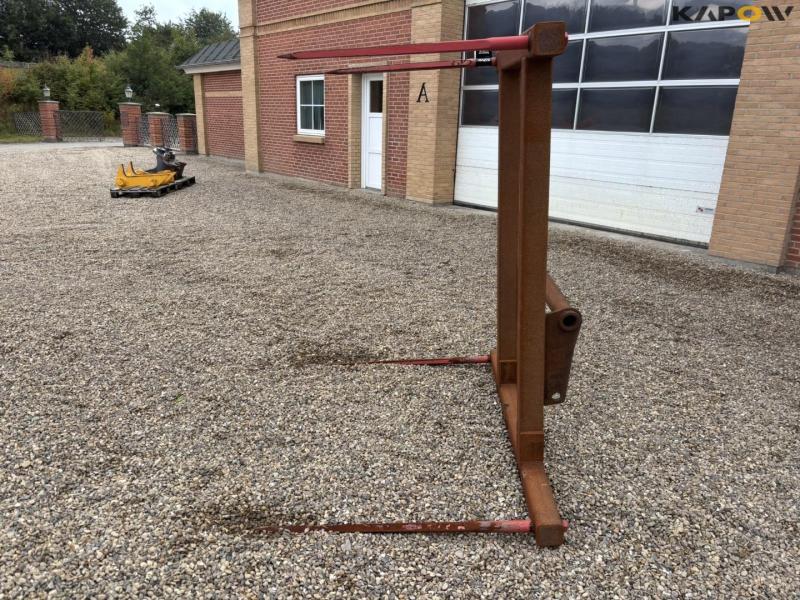 Bale fork 8