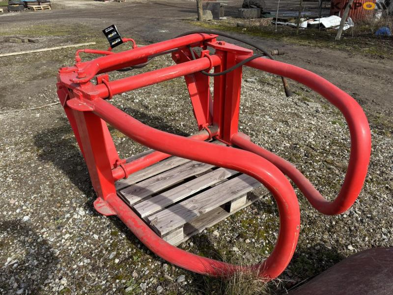 Bale clamp with Volvo shift 3