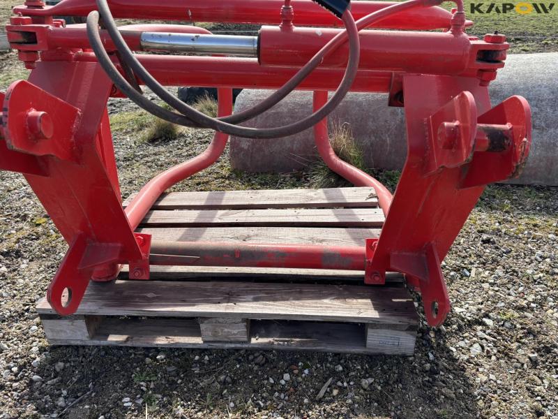 Bale clamp with Volvo shift 12