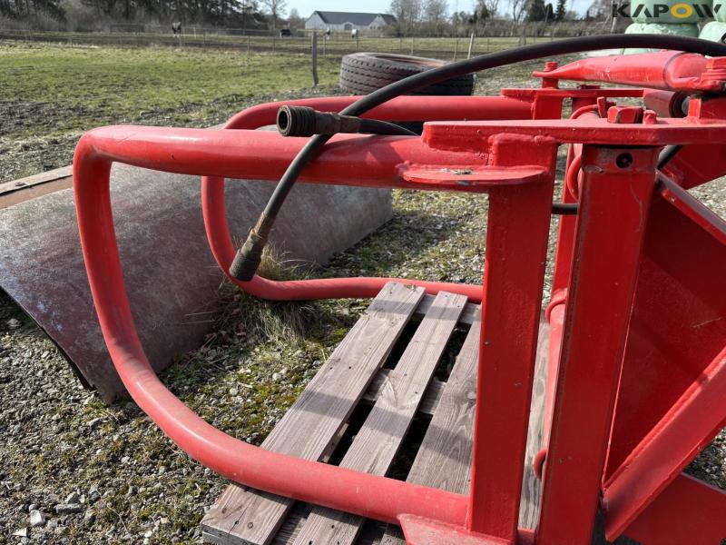 Bale clamp with Volvo shift 20