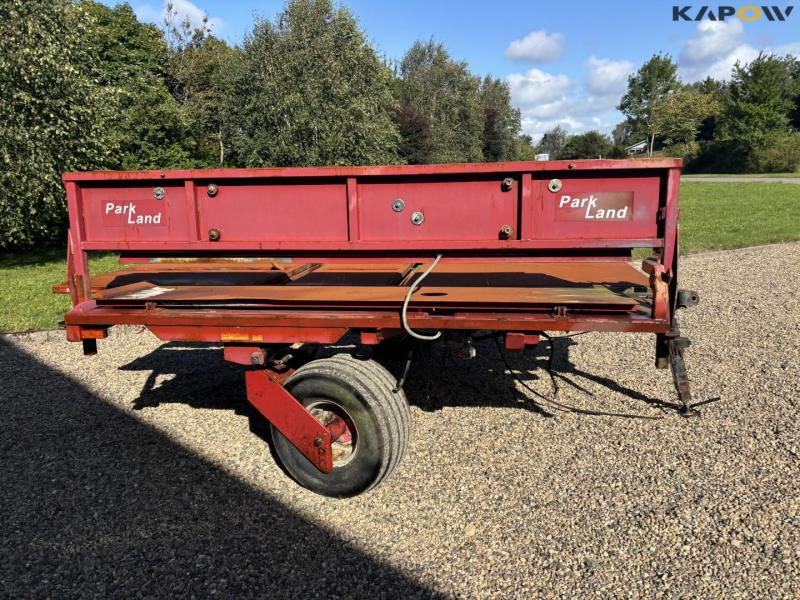 Bale wagon 4