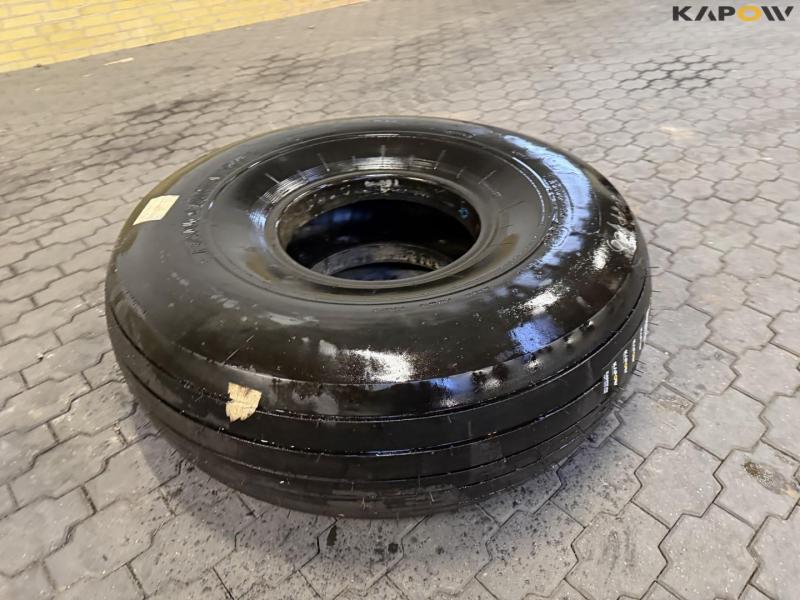 Bandenmarkt 20.00-20 tires 3