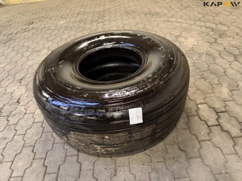 Bandenmarkt 52x20.5-20 tires 8