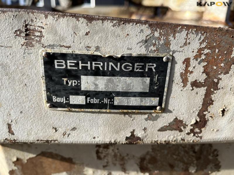 BEHRINGER SLB230G hacksaw with 6 meter roller table 14