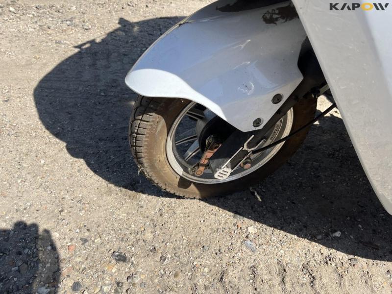 Bekadi cabin scooter with pedals 14