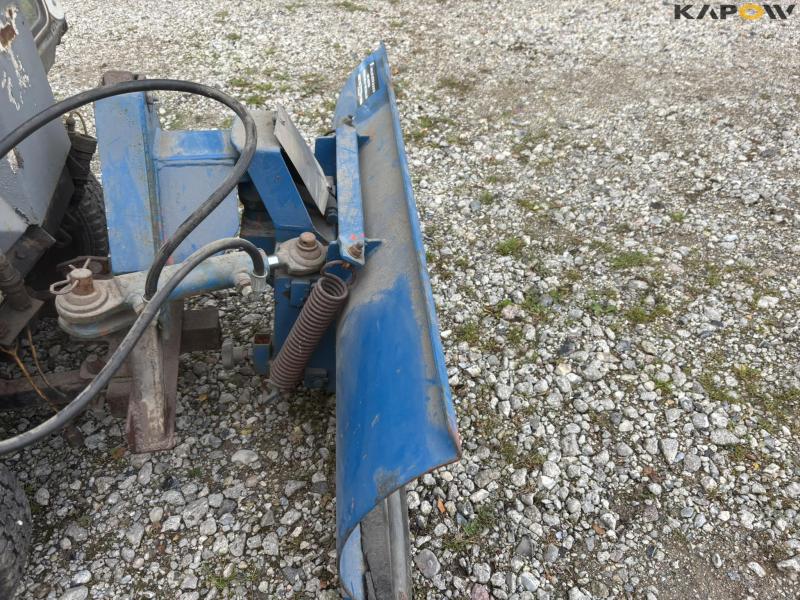 Belos 1300 tool carrier with snow plow 11