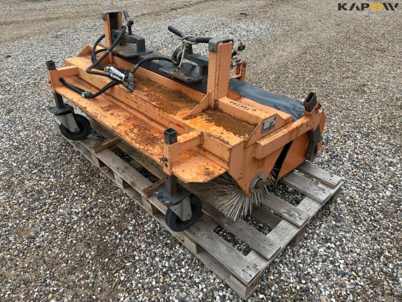 Bema 1550 Stacker hydraulic broom with collector 1