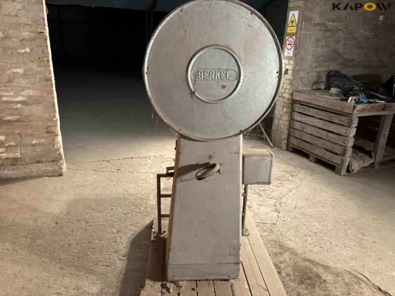 Berkel weight 4