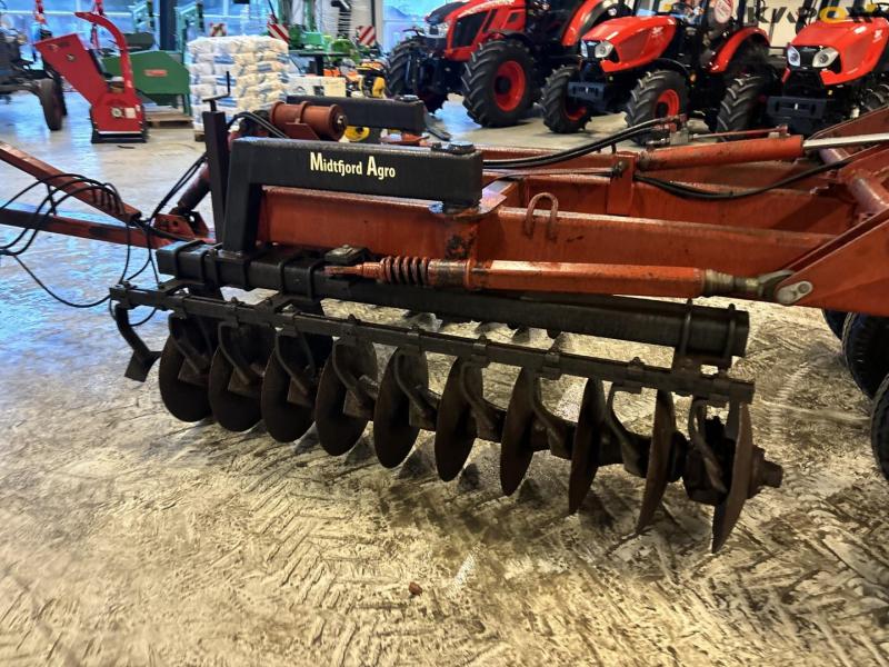 Besson disc harrow 9