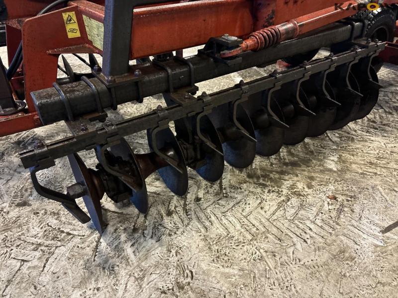 Besson disc harrow 11