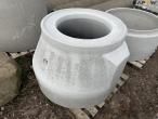 Concrete wells 33