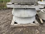 Concrete wells 40