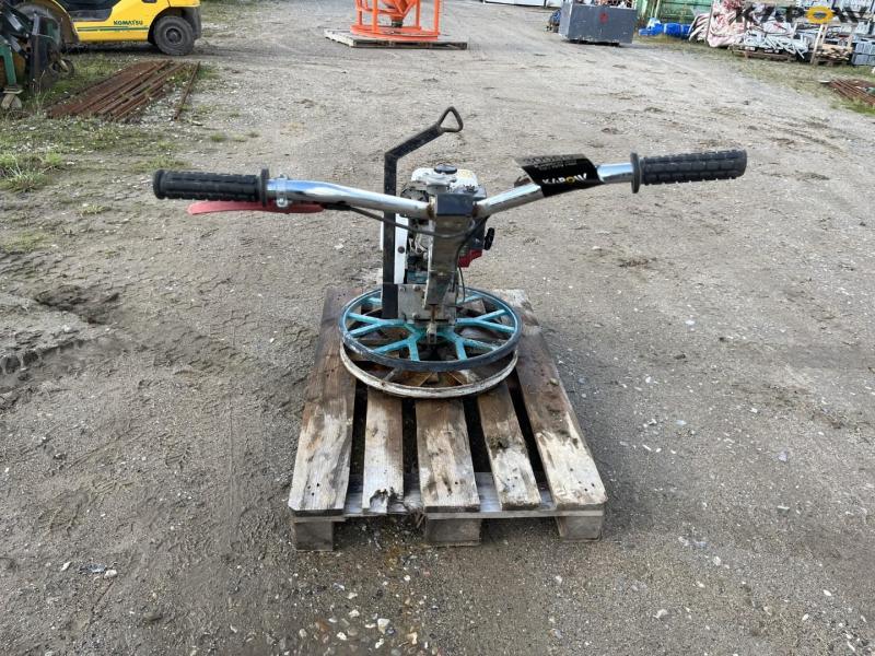 Concrete power trowel 6