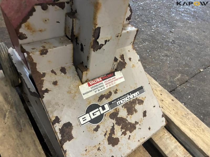 BGU hydraulic log splitter 17