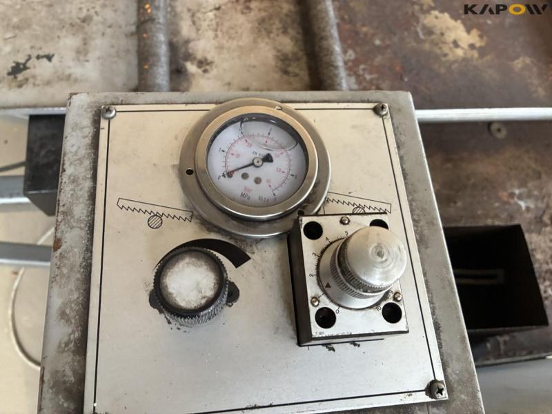 Bianco 350A hydraulic band saw 27