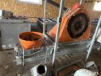 Big Dutchman hammer mill and grain cleaner 4