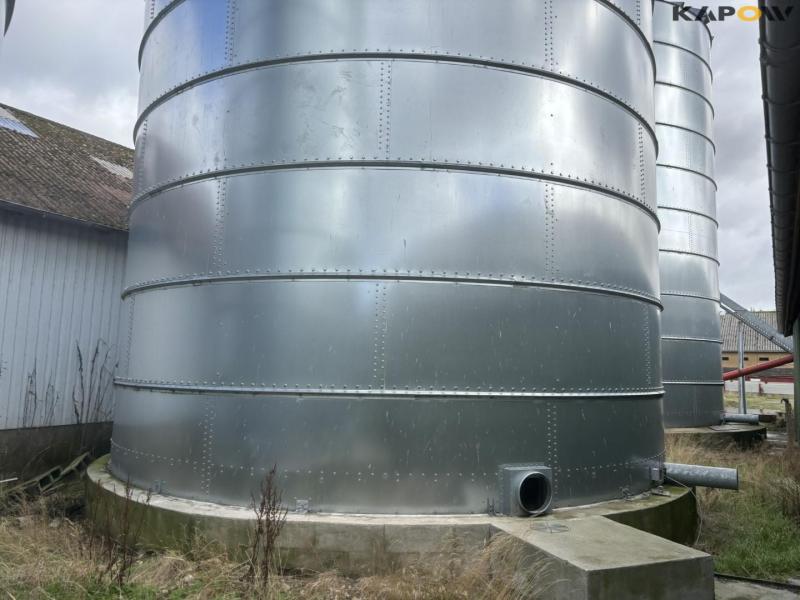 Bin 250 ton silo 2 pcs. with equipment 3