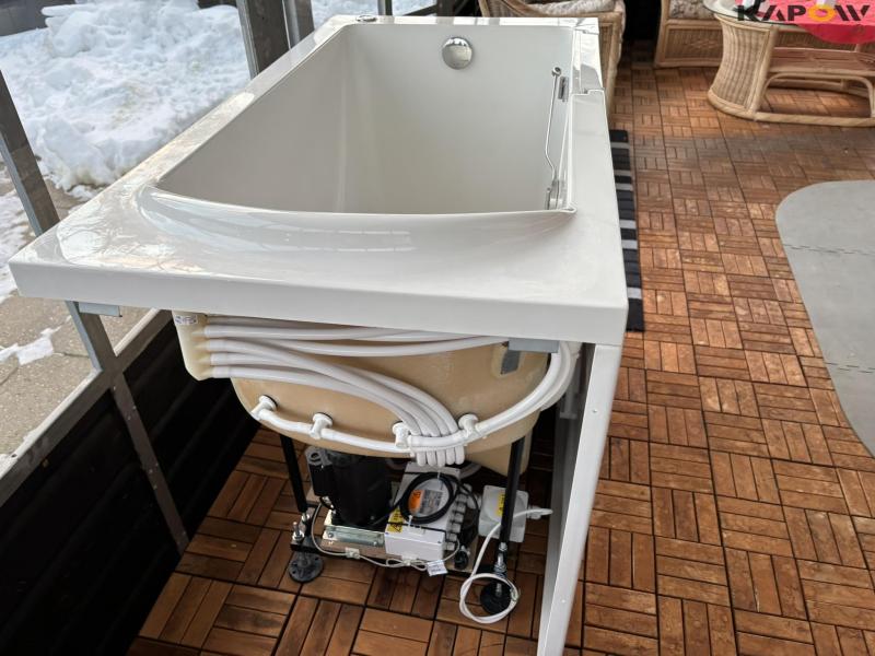 BioCote Access walk-in hot tub 4
