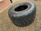 BKT 710/50-R26.5 tires 4