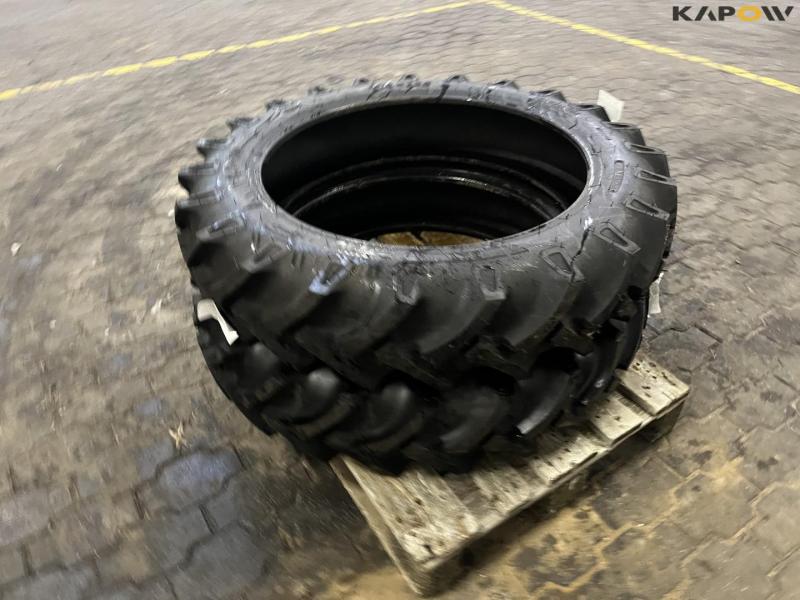 BKT 9.5-3 tires - NEW 5