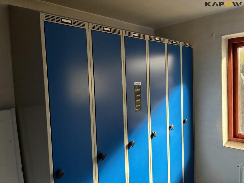 Blika changing rooms 3