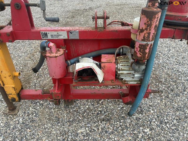 BM VAC 98 vacuum tile lifter with three-point suspension 8