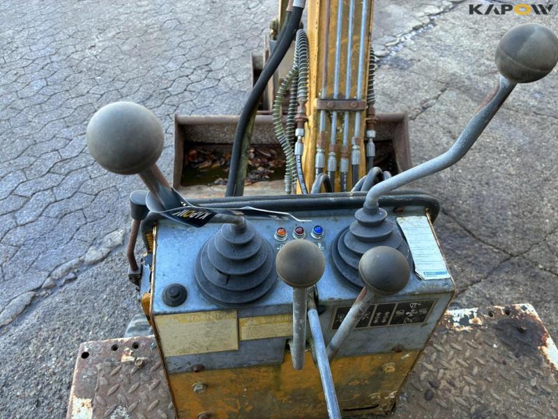 Bobcat 120 mini excavator 12