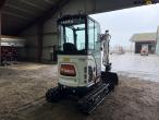 Bobcat E20Z mini excavator 5