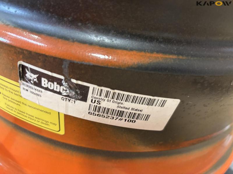 Bobcat spare parts various 18