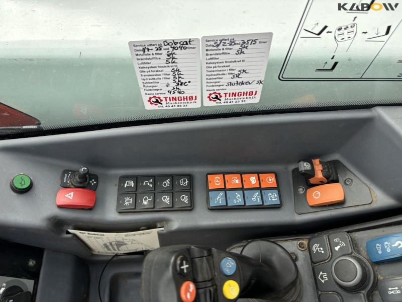 Bobcat TL 43.80HF telescopic loader 34