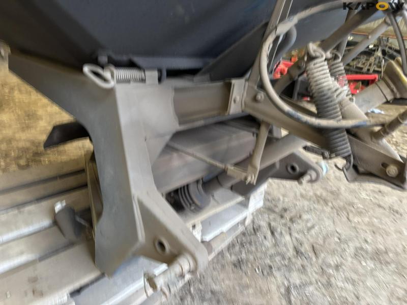Bøgballe BL 1000 fertilizer spreader 17