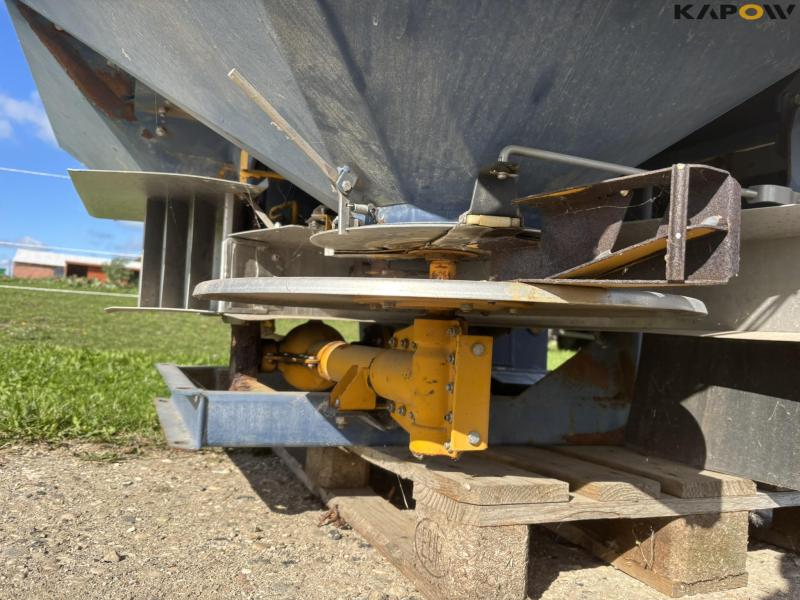 Bøgballe EXV Trend 2200 Fertilizer spreads 24 meters 25