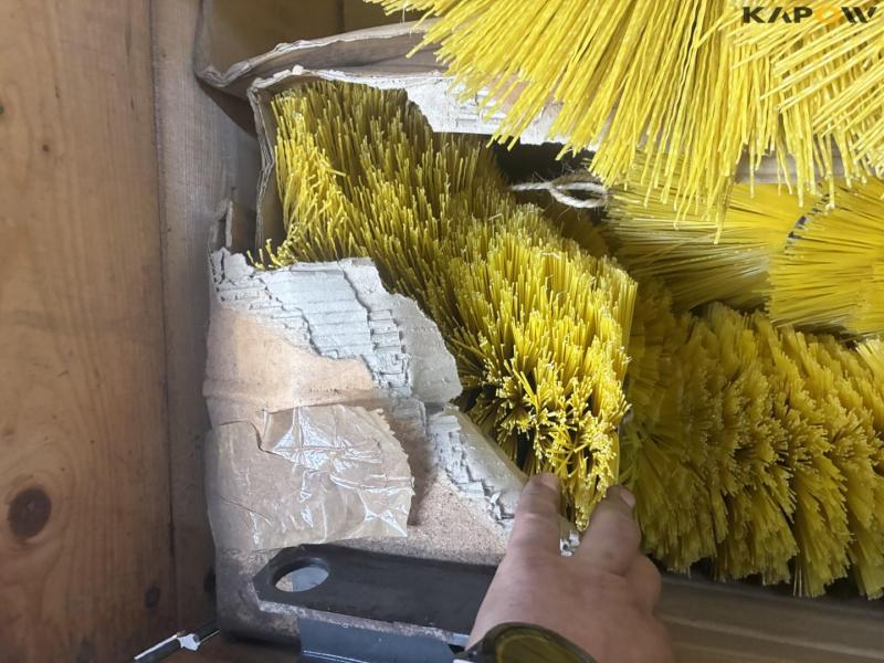 Brushes for motor broom 30