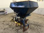 Bogballe B-700 fertilizer spreader 1
