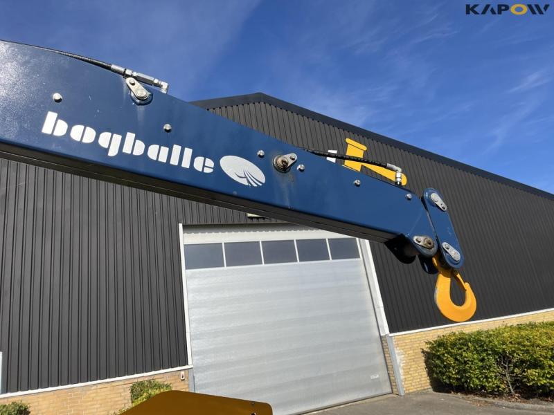 Bogballe L2W Z Plus fertilizer spreader with BXL 1300 crane 12