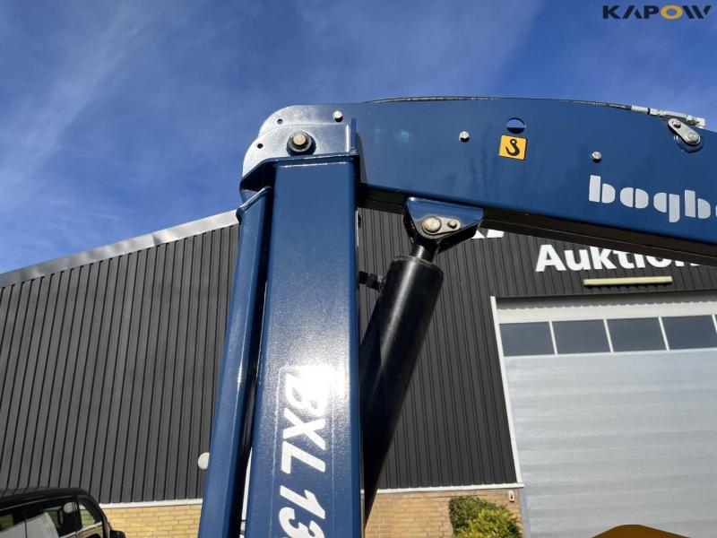 Bogballe L2W Z Plus fertilizer spreader with BXL 1300 crane 13