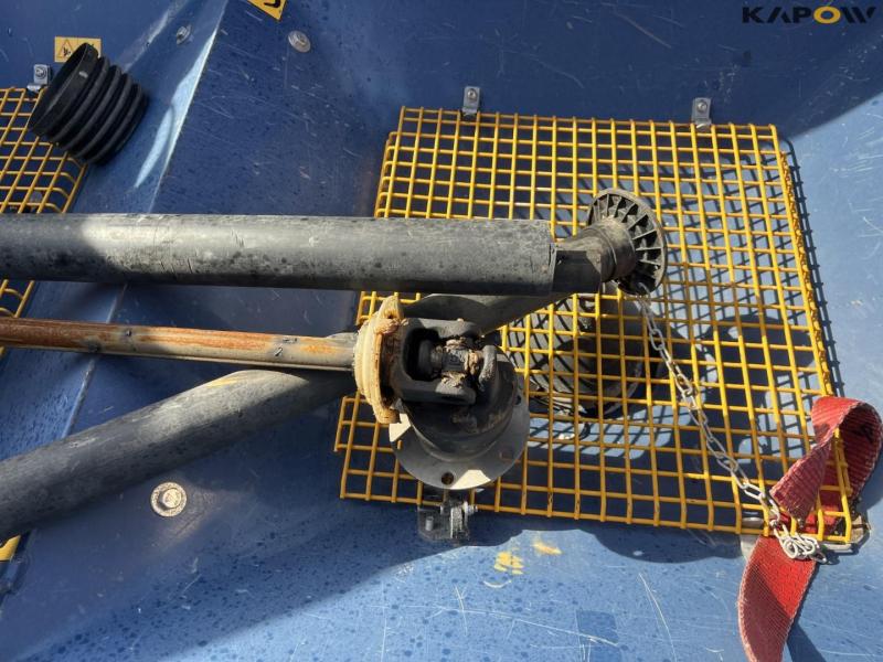 Bogballe L2W Z Plus fertilizer spreader with BXL 1300 crane 24